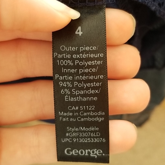 Navy Blue Lace skirt - Picture 3 of 3